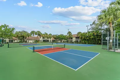 3315 Lucerne Park Drive, Greenacres, FL 33467 - Photo 38