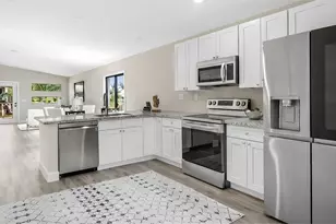 8019 NW 8th Ave, Miami, FL 33150 - Photo 4