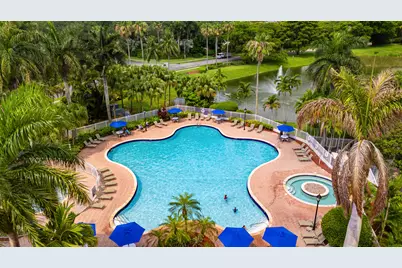 1753 NW 74th Way, Pembroke Pines, FL 33024 - Photo 26