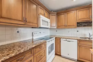1051 Orange Terrace, Delray Beach, FL 33445 - Photo 10