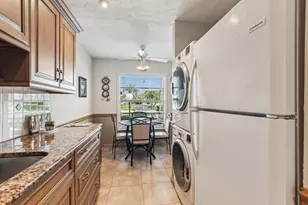 1051 Orange Terrace, Delray Beach, FL 33445 - Photo 12