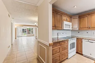 1051 Orange Terrace, Delray Beach, FL 33445 - Photo 20