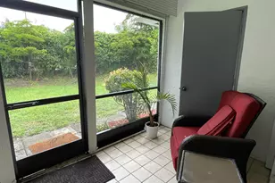 124 Sandy Ln, Royal Palm Beach, FL 33411 - Photo 24