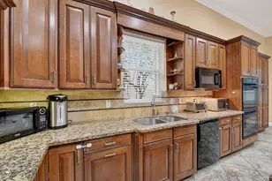 10247 Isle Wynd Ct, Boynton Beach, FL 33437 - Photo 34