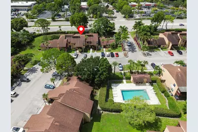 105 Lakeview Drive E, Royal Palm Beach, FL 33411 - Photo 30