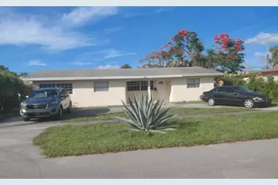200 N Ware Drive, West Palm Beach, FL 33409 - Photo 2