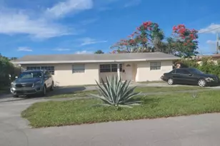 200 N Ware Dr, West Palm Beach, FL 33409 - Photo 2