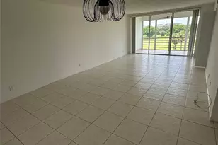 2651 S Course Dr, Pompano Beach, FL 33069 - Photo 4
