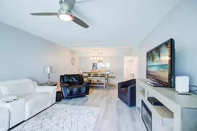6698 10th Avenue N #109, Lake Worth, FL 33467 - Photo 8