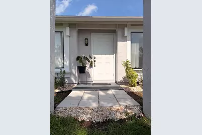 1812 SE Elkhart Terrace, Port Saint Lucie, FL 34952 - Photo 4