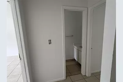 2442 NW 52nd Avenue, Lauderhill, FL 33313 - Photo 10