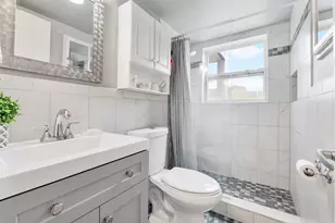 7837 Golf Cir Dr, Margate, FL 33063 - Photo 14