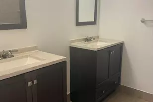 15763 Woodgate Ct, Sunrise, FL 33326 - Photo 10