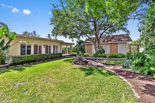313 Poe Dr, Palm Springs, FL 33461 - Photo 28