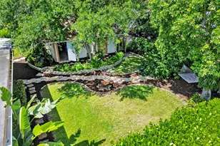 313 Poe Dr, Palm Springs, FL 33461 - Photo 36