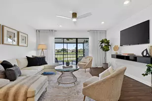 21219 Lago Cir, Boca Raton, FL 33433 - Photo 14