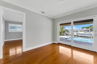 925 SE 10th St, Pompano Beach, FL 33060 - Photo 16