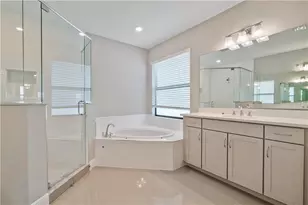 12175 N Baypoint Cir, Parkland, FL 33076 - Photo 8