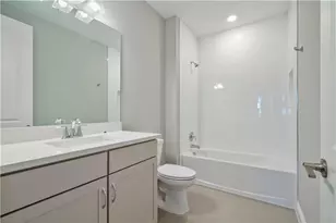 12175 N Baypoint Cir, Parkland, FL 33076 - Photo 10