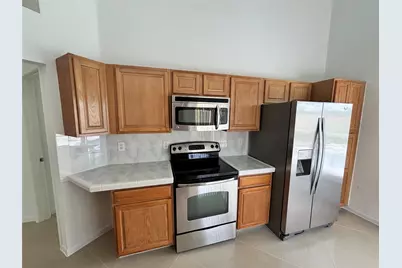 2990 NW 68th Avenue, Margate, FL 33063 - Photo 10