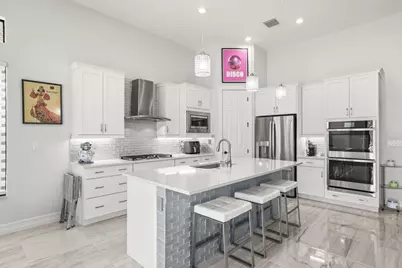 9031 Leon Circle W, Parkland, FL 33076 - Photo 14