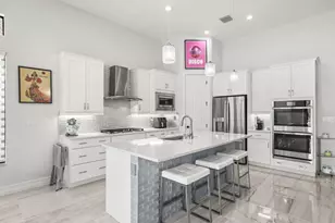 9031 Leon Cir W, Parkland, FL 33076 - Photo 14