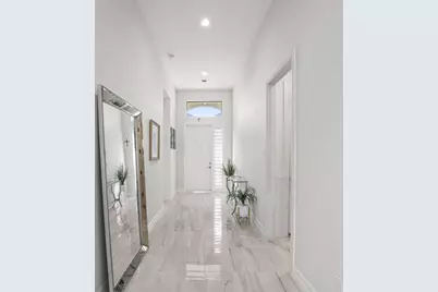 9031 Leon Circle W, Parkland, FL 33076 - Photo 8