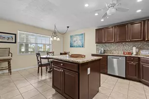 2455 NE 51st St, Fort Lauderdale, FL 33308 - Photo 10