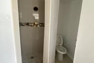 809 E Broward Blvd, Fort Lauderdale, FL 33301 - Photo 10