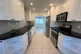 1597 SE 5th St, Deerfield Beach, FL 33441 - Photo 4