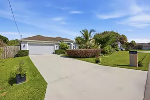 2081 SW Tropical Terrace, Port Saint Lucie, FL 34953 - Photo 2
