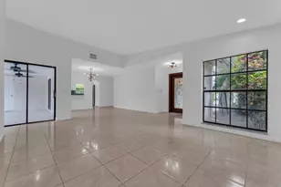10084 Camelback Ln, Boca Raton, FL 33498 - Photo 2