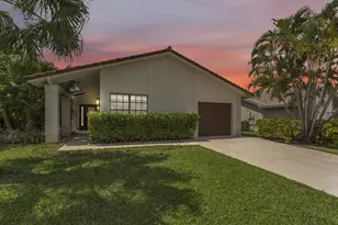 10084 Camelback Ln, Boca Raton, FL 33498 - Photo 1
