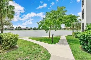 212 Lake Pointe Dr, Oakland Park, FL 33309 - Photo 30