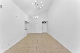 212 Lake Pointe Dr, Oakland Park, FL 33309 - Photo 14