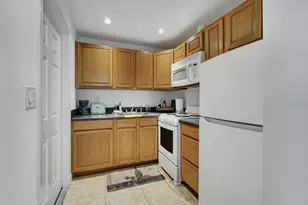 14 South Ln, Boynton Beach, FL 33435 - Photo 4