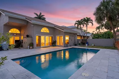 10333 Buena Ventura Drive, Boca Raton, FL 33498 - Photo 2
