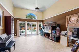 10333 Buena Ventura Dr, Boca Raton, FL 33498 - Photo 4