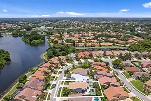 10333 Buena Ventura Dr, Boca Raton, FL 33498 - Photo 30
