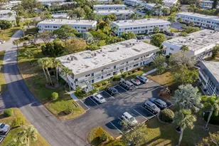 2929 SE Ocean Blvd, Stuart, FL 34996 - Photo 32