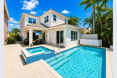 207 Isle Verde Way, Palm Beach Gardens, FL 33418 - Photo 1