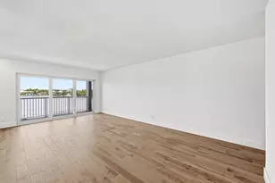 1201 S Riverside Dr, Pompano Beach, FL 33062 - Photo 10