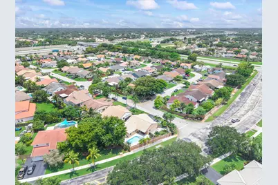 15681 Dover Court, Davie, FL 33331 - Photo 30