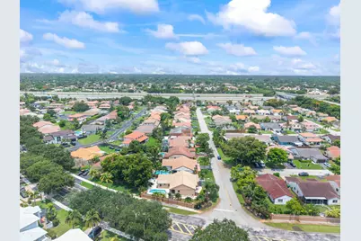 15681 Dover Court, Davie, FL 33331 - Photo 28