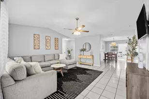 2920 SE Cypress St, Stuart, FL 34997 - Photo 4