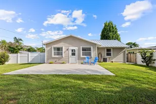 2920 SE Cypress St, Stuart, FL 34997 - Photo 28