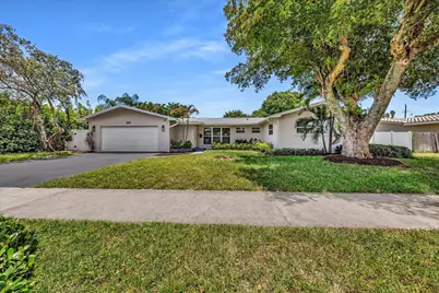 611 N Highland Drive, Hollywood, FL 33021 - Photo 1