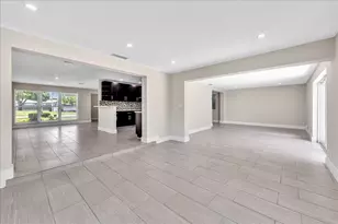 611 N Highland Dr, Hollywood, FL 33021 - Photo 14