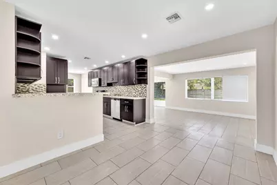 611 N Highland Drive, Hollywood, FL 33021 - Photo 8