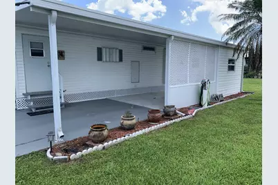40 Florida Way, Port Saint Lucie, FL 34952 - Photo 2
